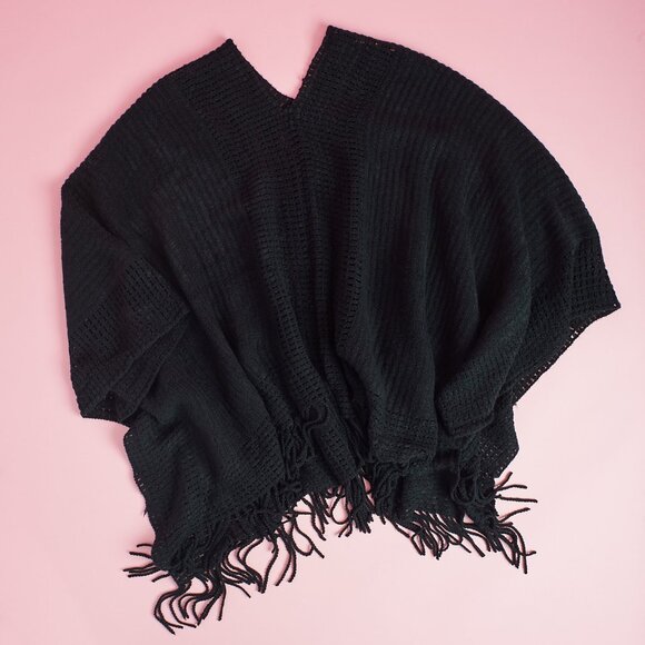 Hat Attack Lightweight Knit Layer Poncho Black - NWT - Picture 10 of 11